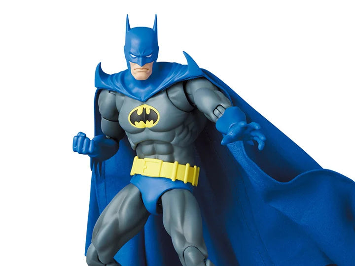 No.216 MAFEX ベイン、No.215 バットマン ナイトクルセイダー Mafex - Batman: Knightfall MAFEX No.215 Batman (Knight