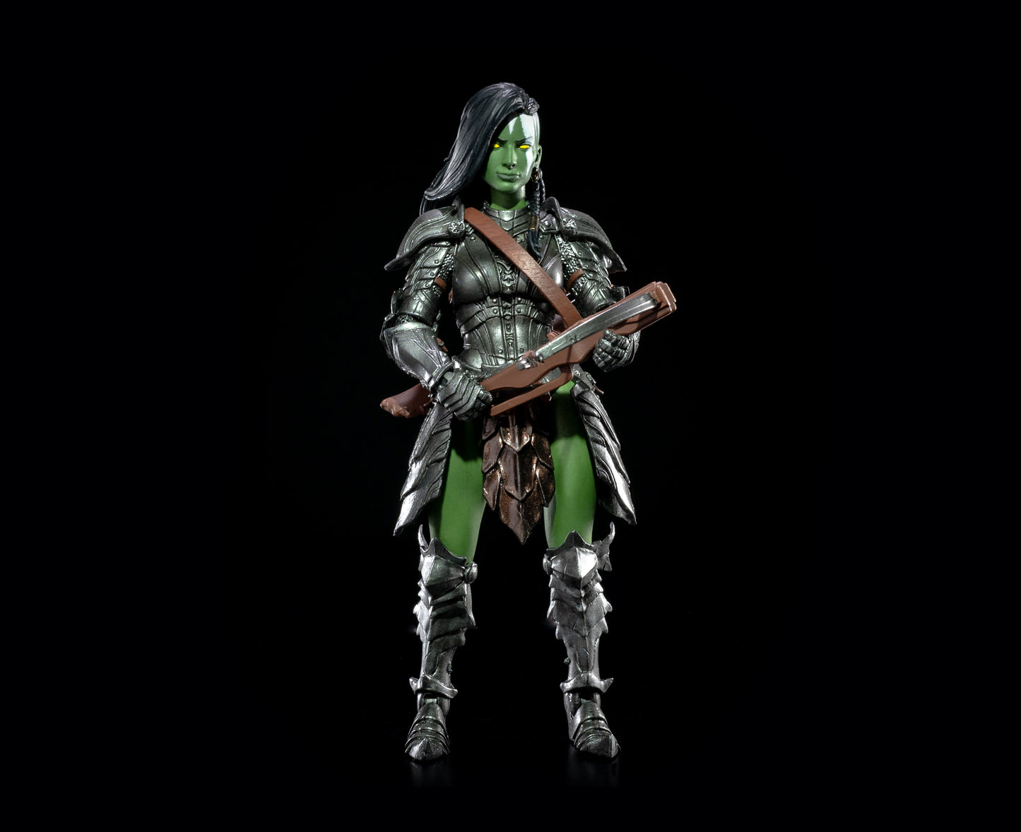Mythic Legions War of the Aetherblade Forge Founder Deluxe Female Orc Builder