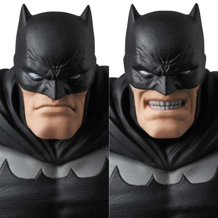 Batman: The Dark Knight Returns MAFEX No.106 Batman