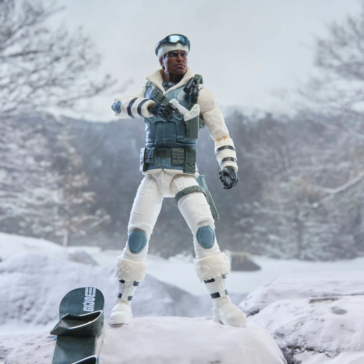 G.I. Joe Classified Series #207 Clifton "Iceberg" Nash Action Figure