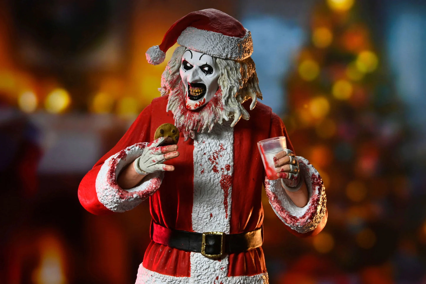 NECA Terrifier 7" Scale Action Figures - Terrifier 3 - Ultimate Santa Suit Art The Clown (Bloody Version) PREORDER