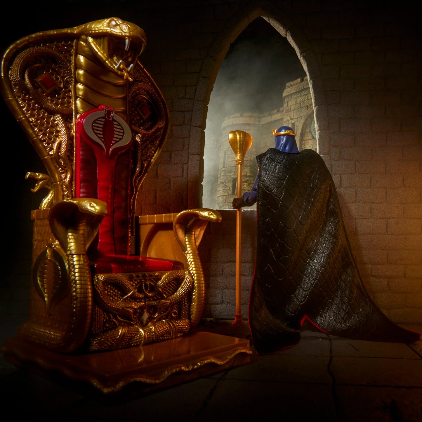 G.I. Joe Classified Series #221 Cobra Commander Action Figure with Throne Set PREORDER