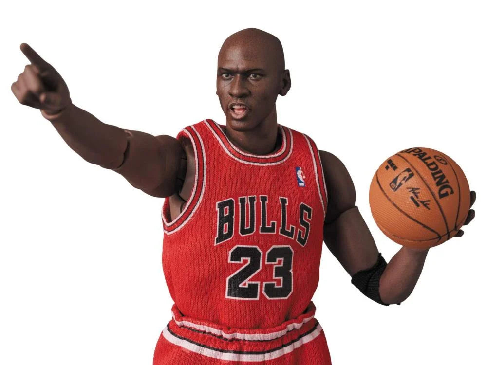 Mafex Michael Jordan No.100(Dinged Box)