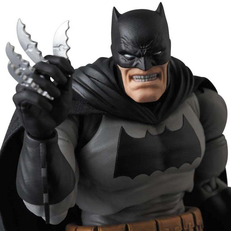 Batman: The Dark Knight Returns MAFEX No.106 Batman