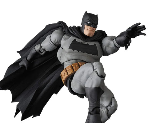 Batman: The Dark Knight Returns MAFEX No.106 Batman