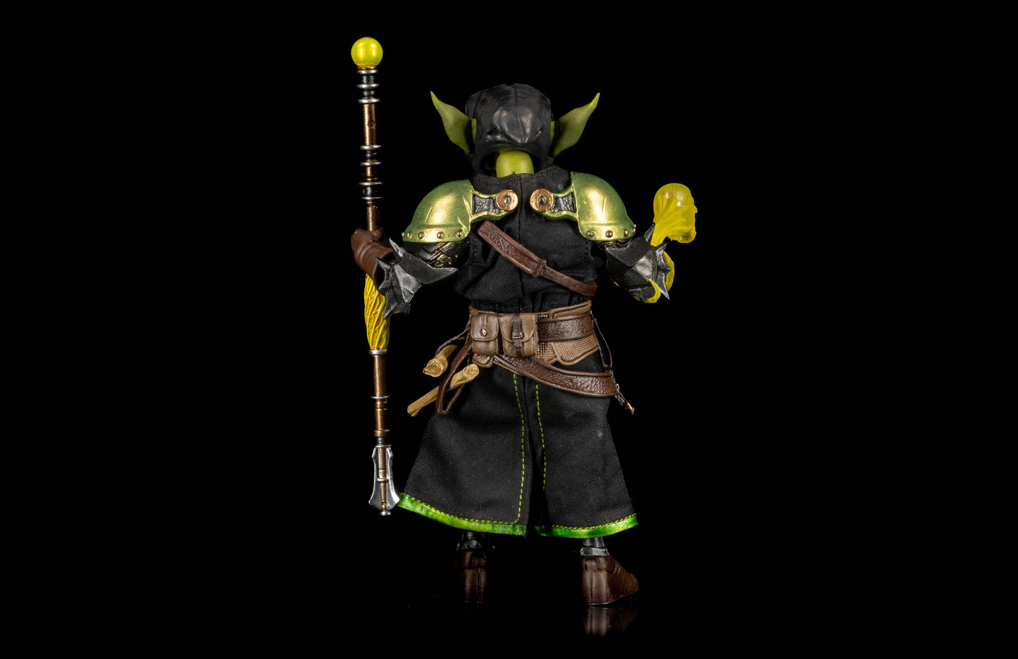 Mythic Legions The Roleplaying Game Malignant Paladin/Cleric Deluxe Action Figure PREORDER
