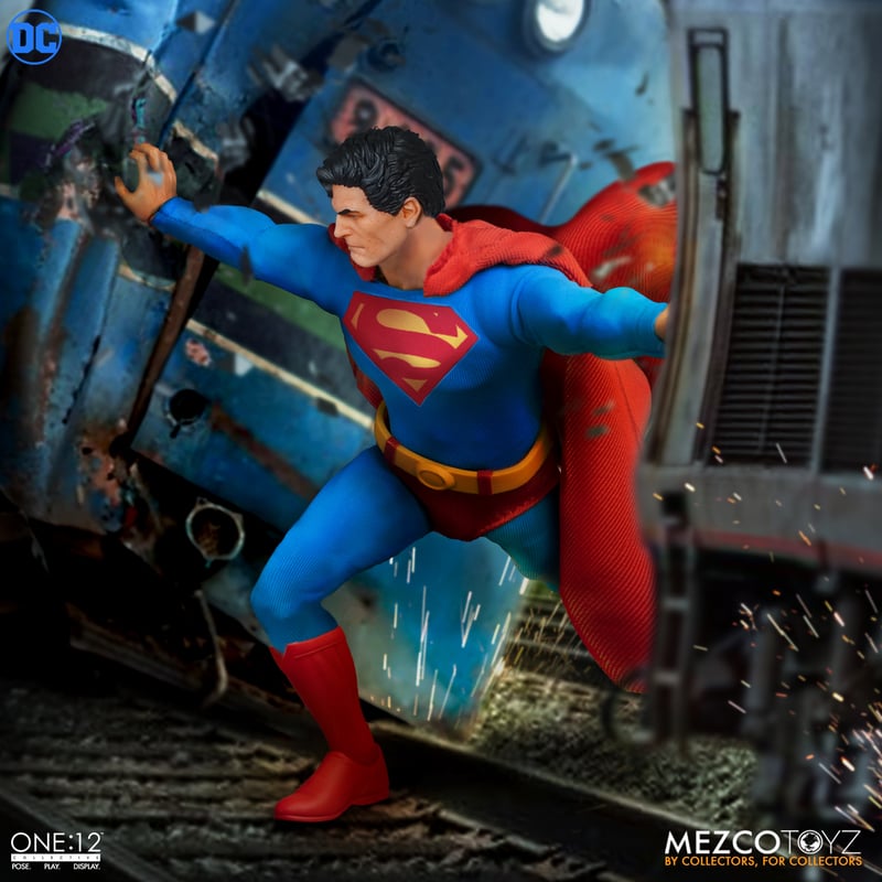 Mezco One:12 Collective - Superman - Man of Steel Edition