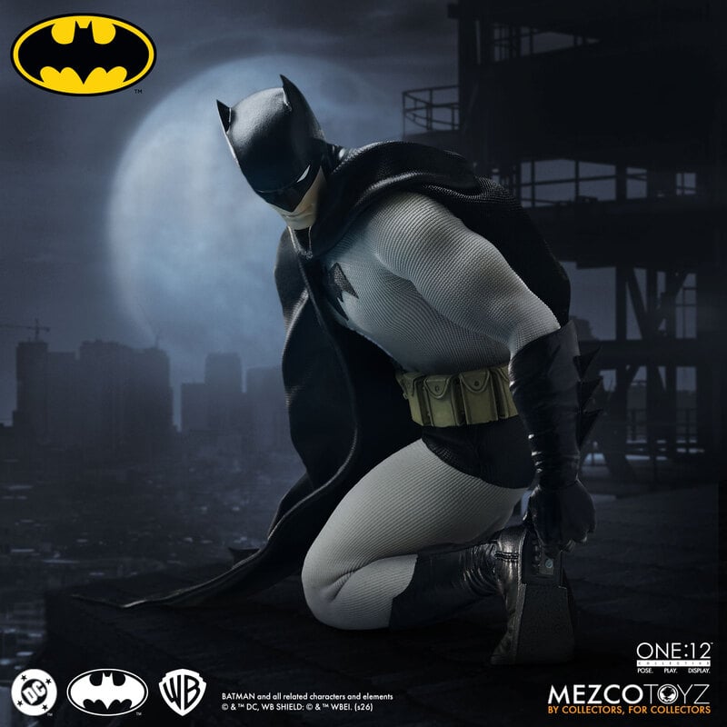 Mezco One:12 Collective Batman Year One PREORDER