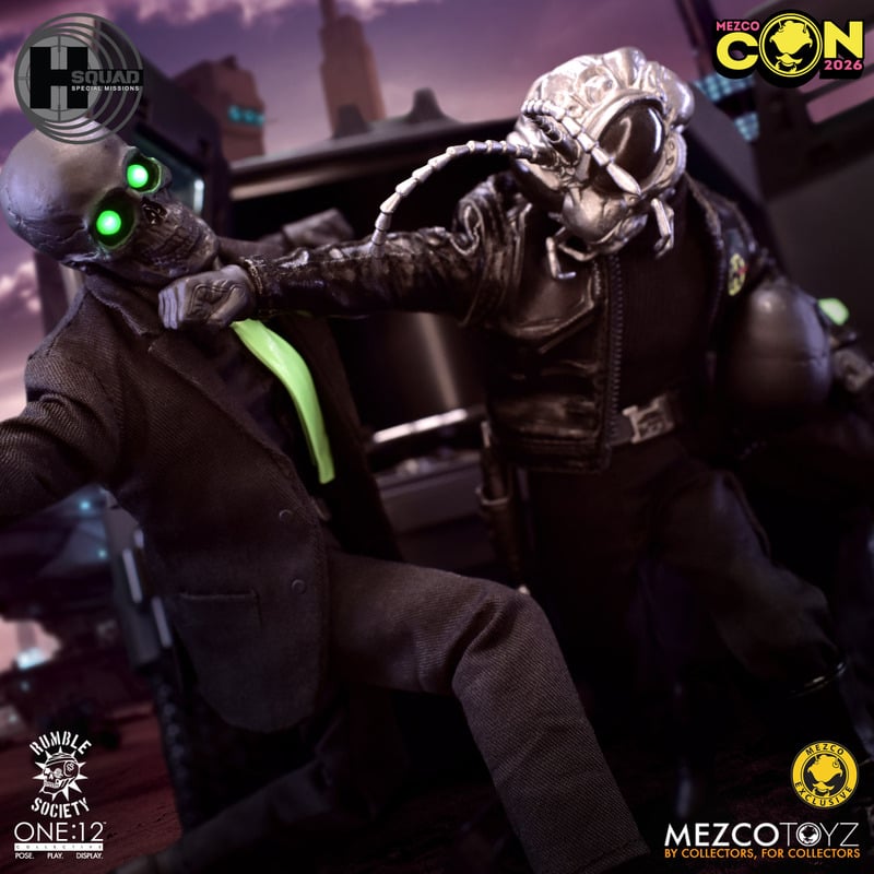 Mezco One:12 Hazard Squad: Special Missions - Shadow Command Gomez