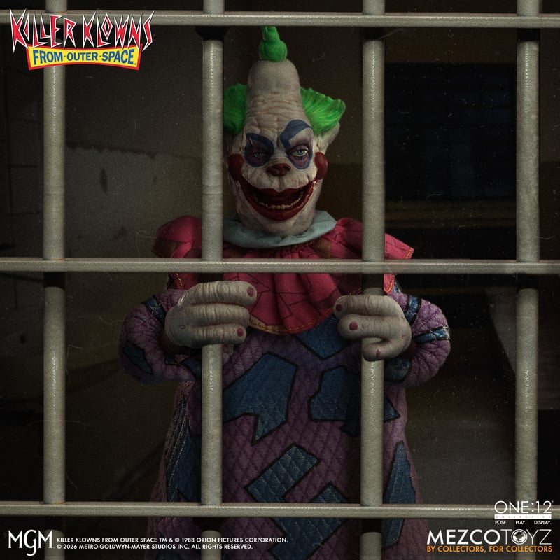 Mezco One:12 Collective Killer Klowns from Outer Space: Jumbo PREORDER